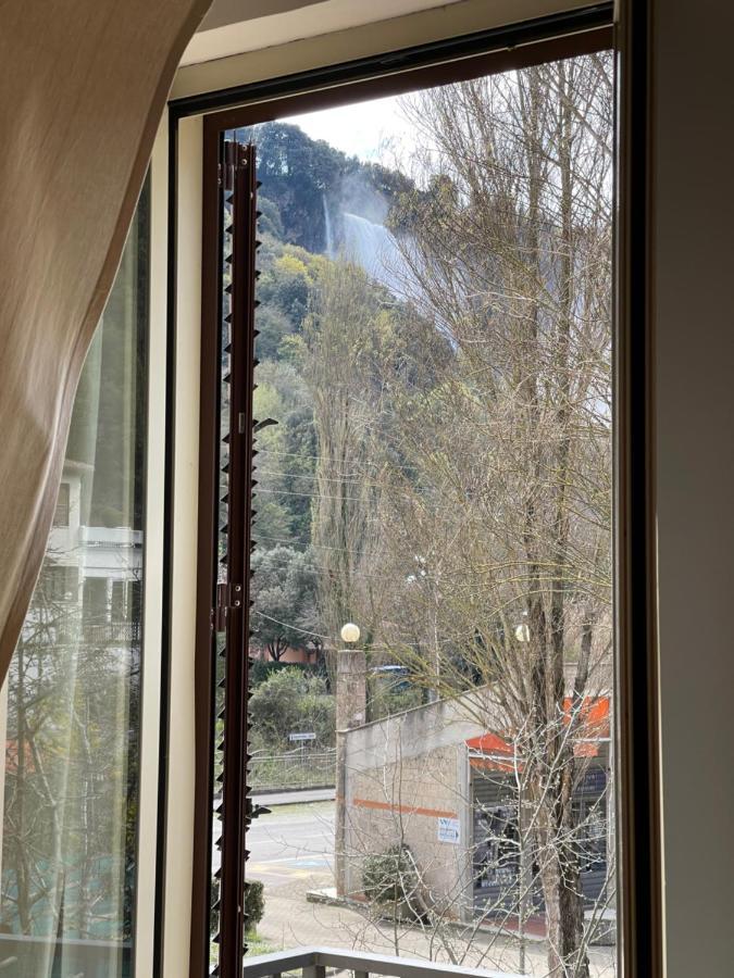 Rifugio Della Cascata Villa Collestatte Kültér fotó